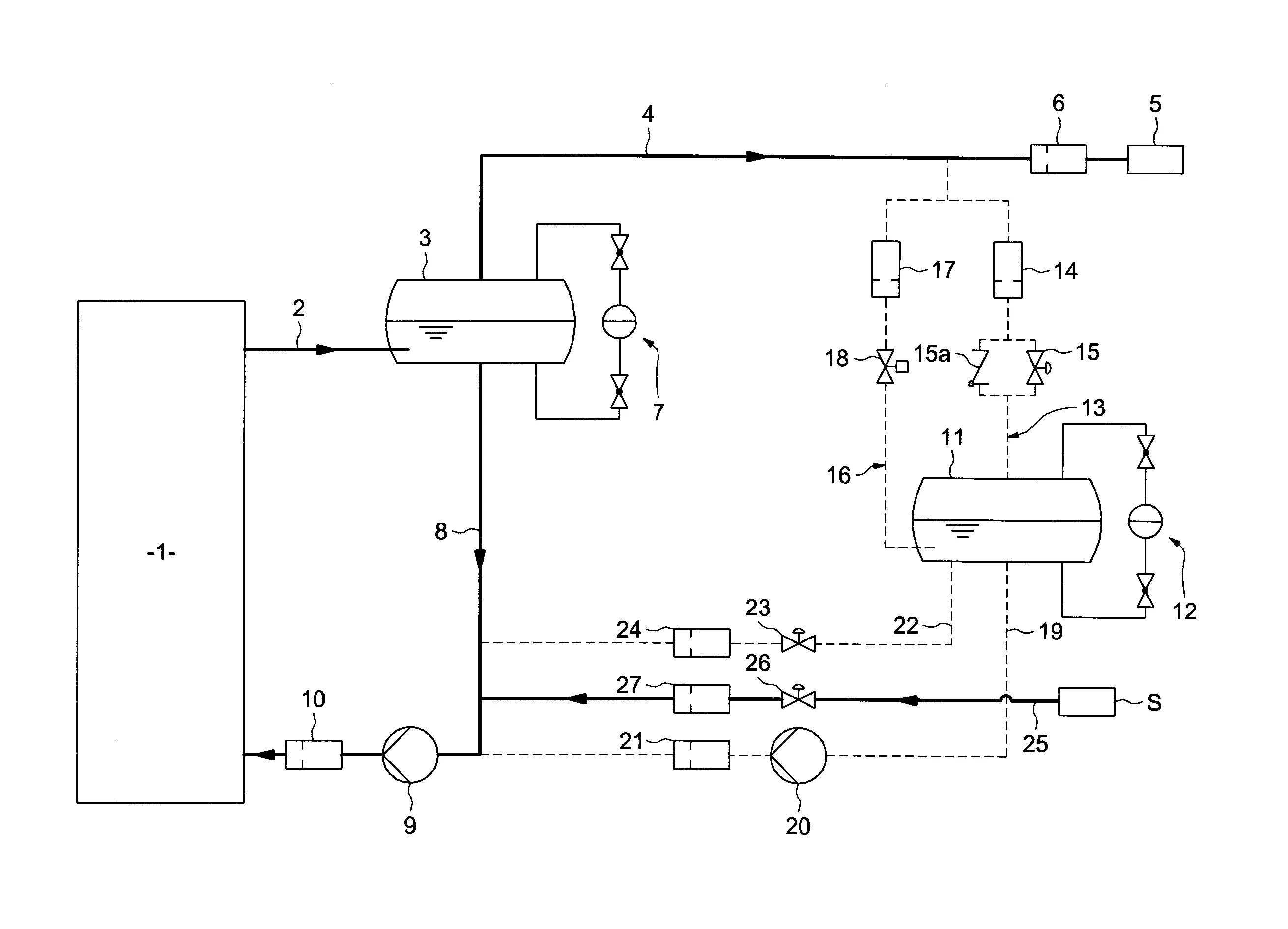 Systeme de production d'energie thermique a au moins un accumulateur de vapeur de stockage d'energie thermique provenant d'une installation solaire